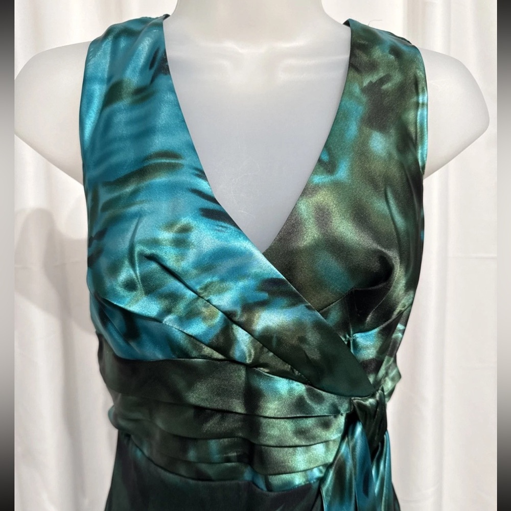 Signature by Robbie B silk dress faux wrap blue green abstract Print Size 6P NWT - Picture 2 of 11